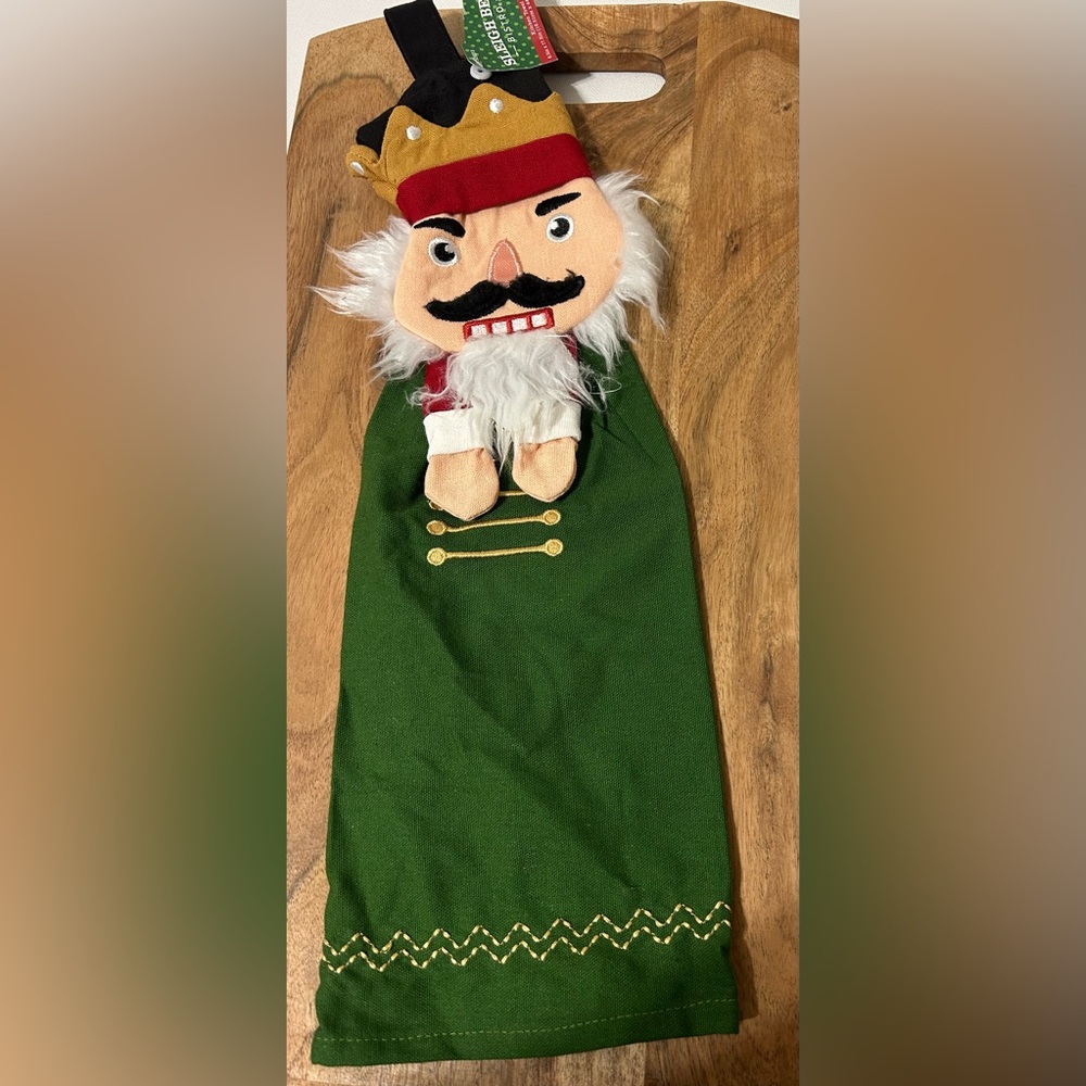 Sleigh Bell Bistro Nutcracker Kitchen Dish Towel Christmas Decor NWT